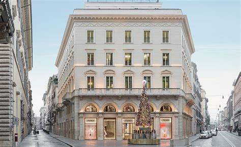 boutique fendi rome